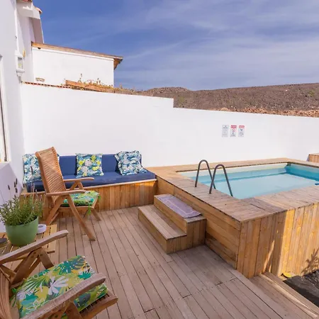 Casa Amaya - Spacious House With Pool, Large Garden, Bbq, 2 Terraces, And Ideal Location Holiday home