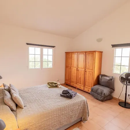 Casa Amaya - Spacious House With Pool, Large Garden, Bbq, 2 Terraces, And Ideal Location Hébergement de vacances *