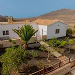 Casa Amaya - Spacious House With Pool, Large Garden, Bbq, 2 Terraces, And Ideal Location Dom wakacyjny *