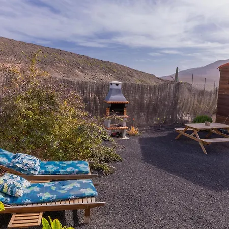 Casa Amaya - Spacious House With Pool, Large Garden, Bbq, 2 Terraces, And Ideal Location