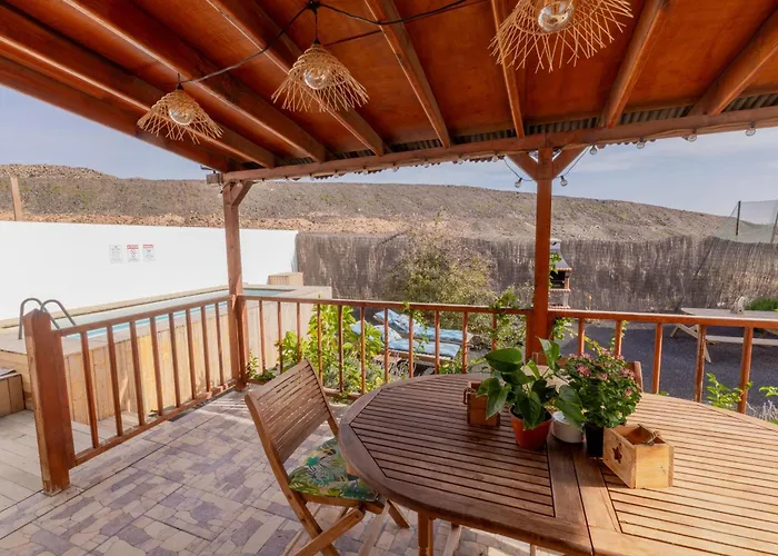 Casa Amaya - Spacious House With Pool, Large Garden, Bbq, 2 Terraces, And Ideal Location Casa vacanze El Charco (Las Palmas)